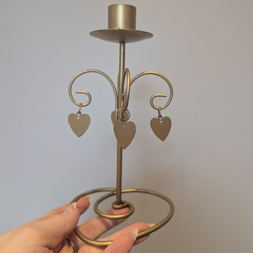 Elegant Gold Heart Candle Holder - Picture 2 of 9